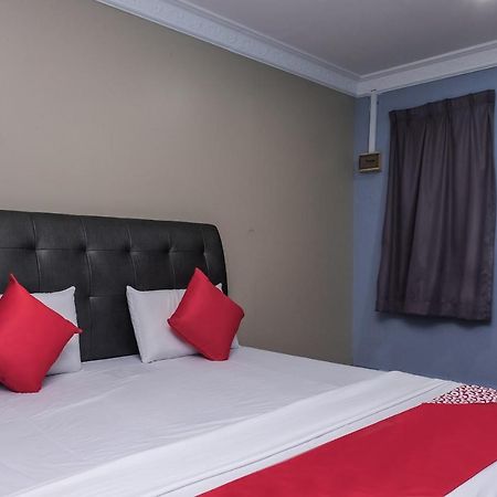 Oyo 90015 Indah Chalet كوالا رومبين المظهر الخارجي الصورة