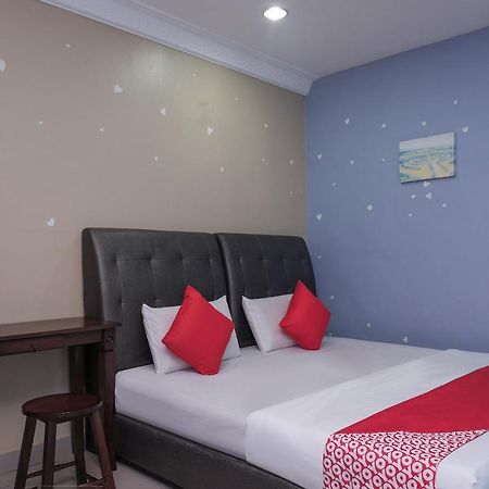 Oyo 90015 Indah Chalet كوالا رومبين المظهر الخارجي الصورة