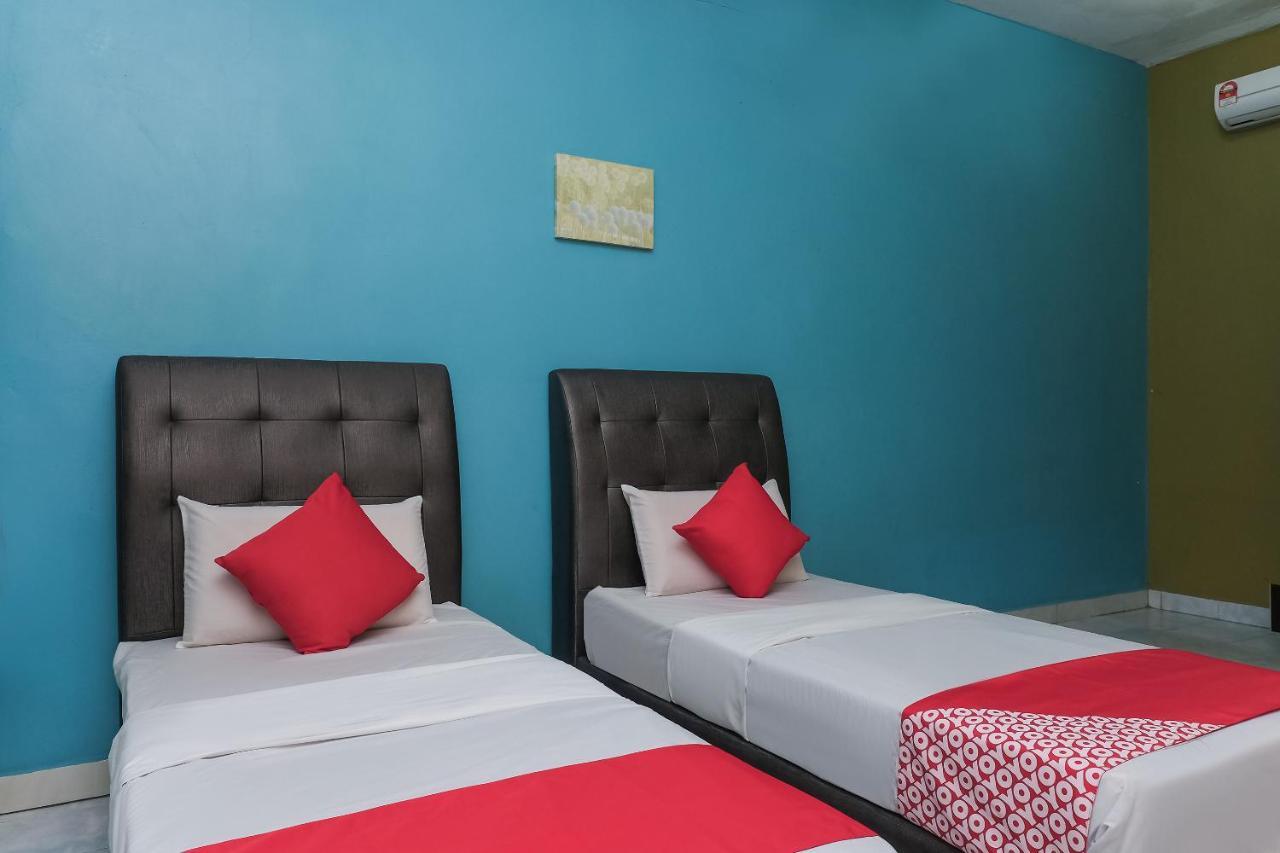 Oyo 90015 Indah Chalet كوالا رومبين المظهر الخارجي الصورة