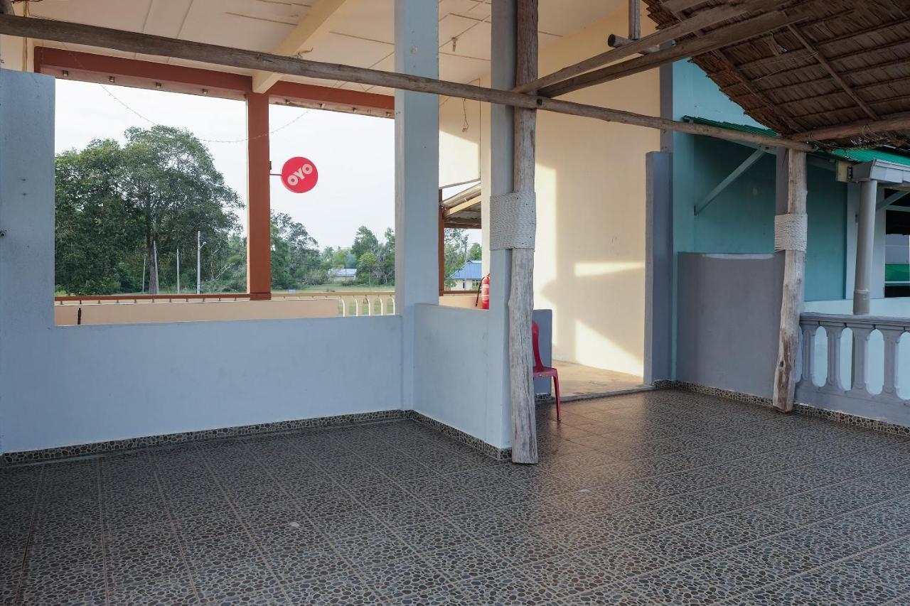 Oyo 90015 Indah Chalet كوالا رومبين المظهر الخارجي الصورة