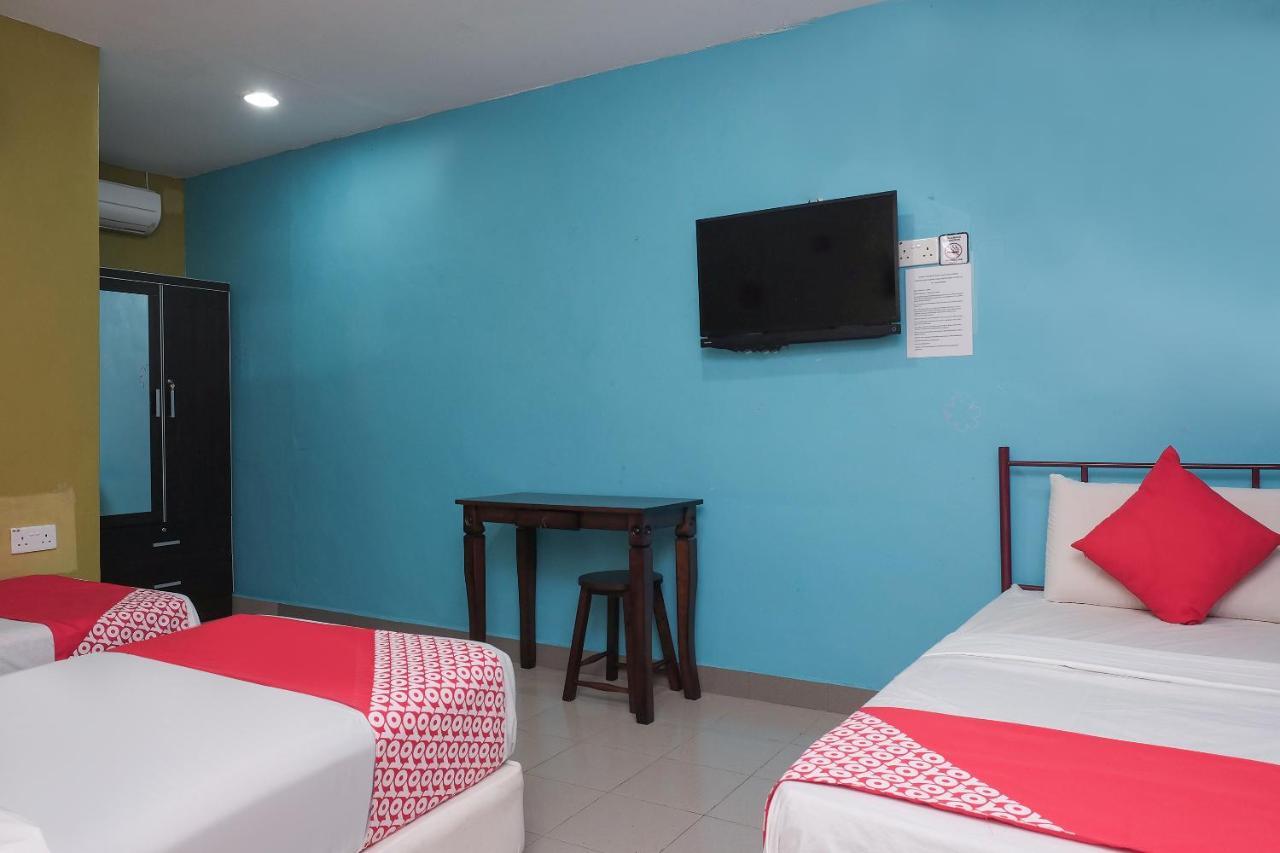 Oyo 90015 Indah Chalet كوالا رومبين المظهر الخارجي الصورة