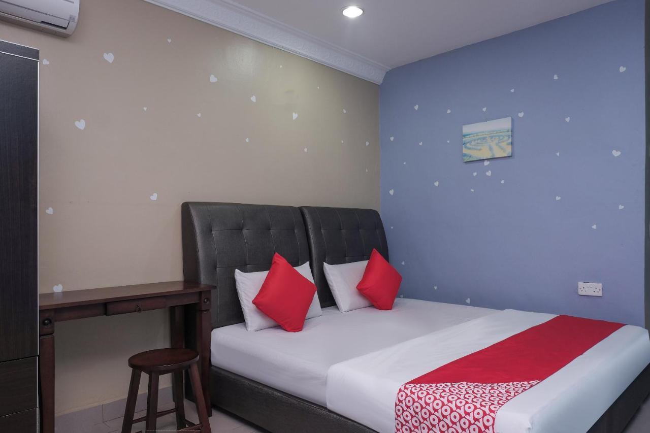 Oyo 90015 Indah Chalet كوالا رومبين المظهر الخارجي الصورة