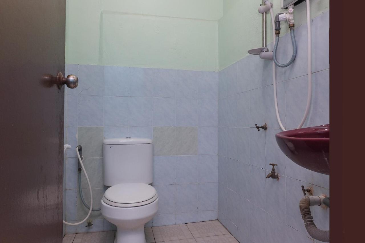 Oyo 90015 Indah Chalet كوالا رومبين المظهر الخارجي الصورة