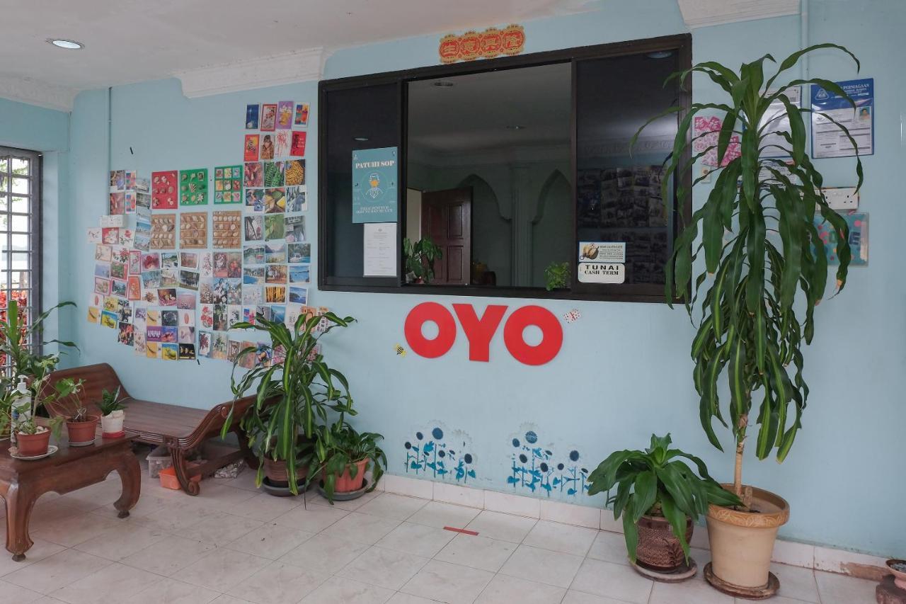 Oyo 90015 Indah Chalet كوالا رومبين المظهر الخارجي الصورة