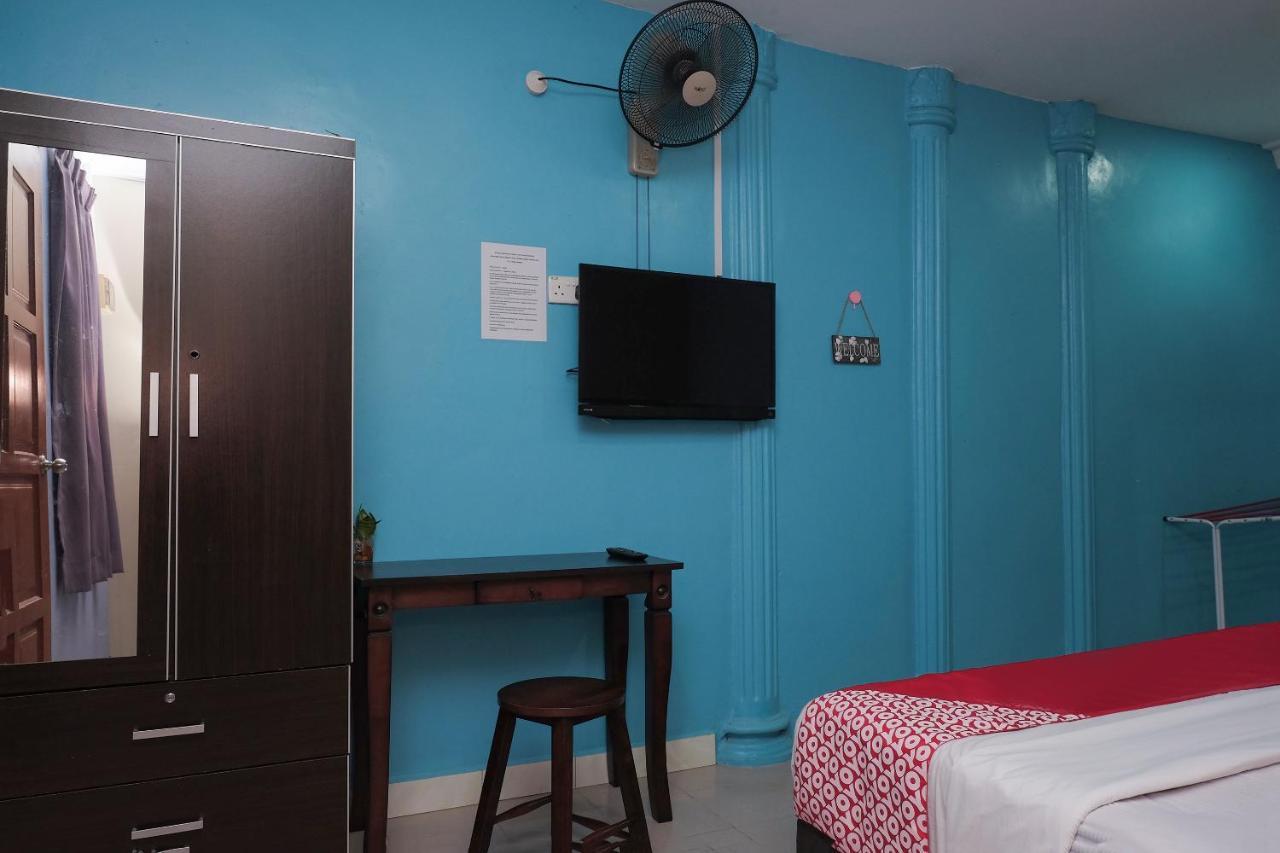 Oyo 90015 Indah Chalet كوالا رومبين المظهر الخارجي الصورة